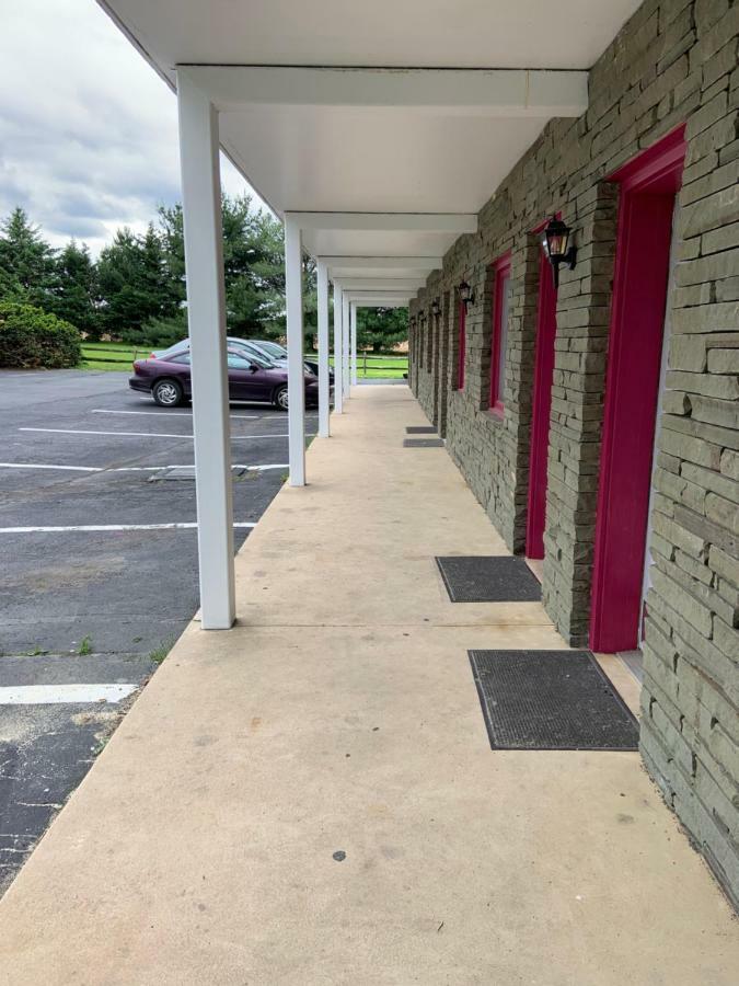 Travelodge By Wyndham Strasburg/Lancaster Amish Country Eksteriør bilde