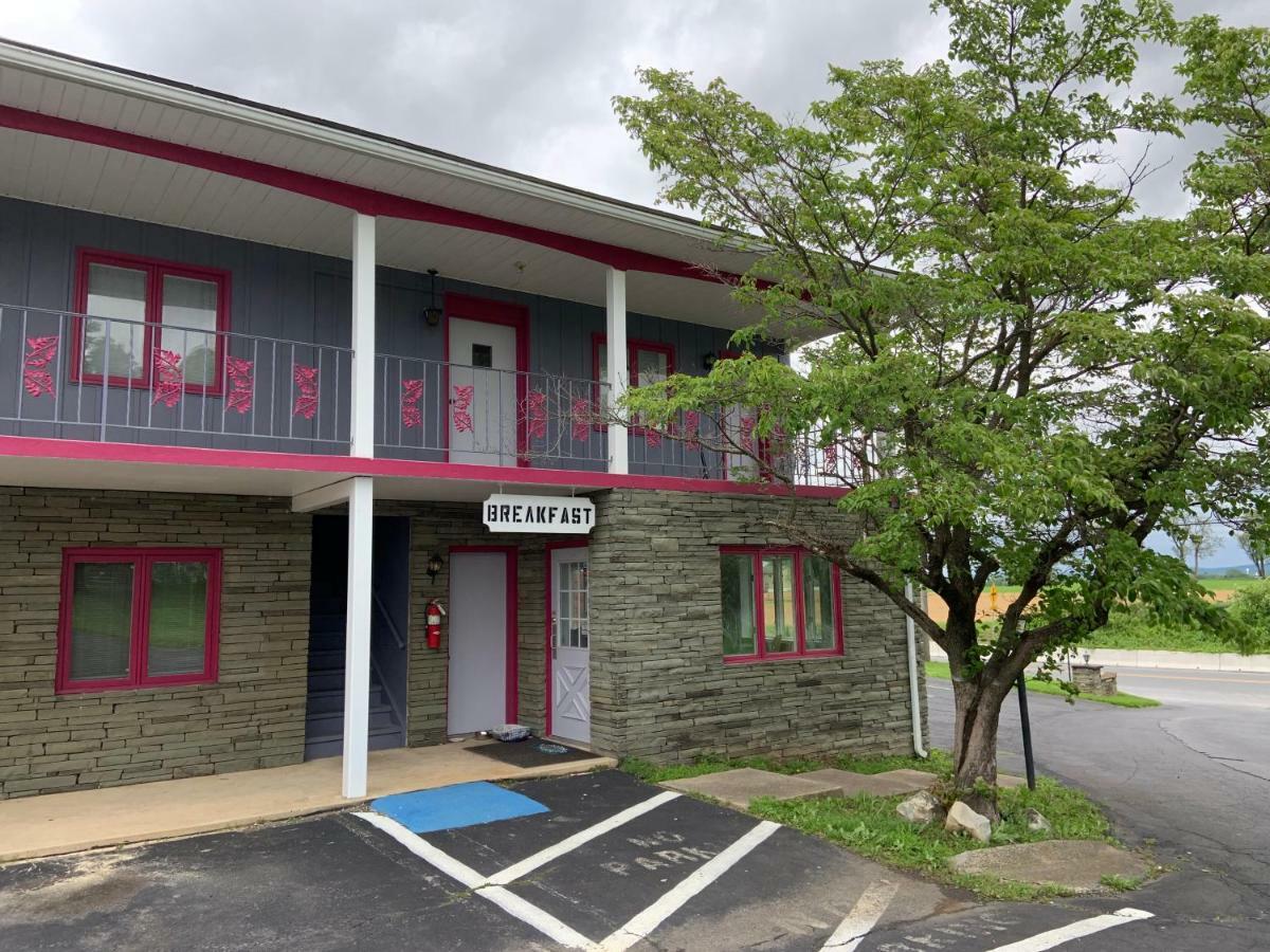 Travelodge By Wyndham Strasburg/Lancaster Amish Country Eksteriør bilde