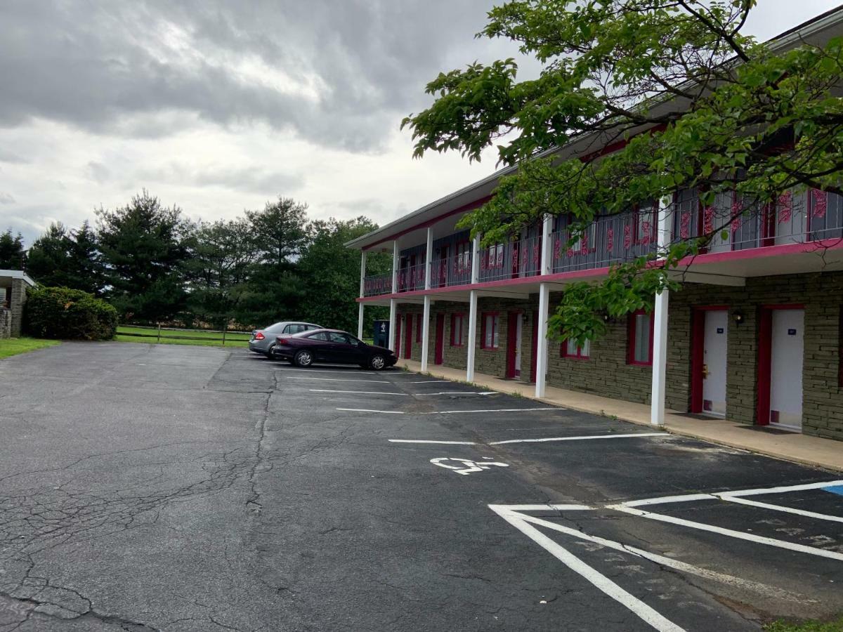 Travelodge By Wyndham Strasburg/Lancaster Amish Country Eksteriør bilde